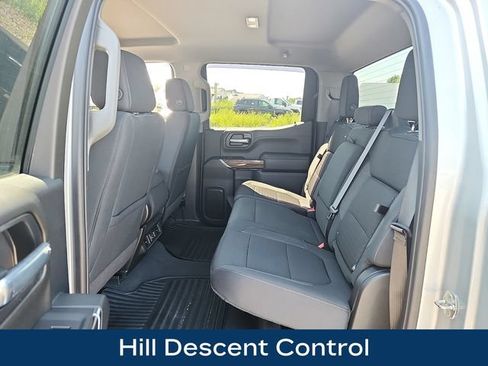 Used 2022 Chevrolet Silverado 1500 RST w/ Z71 Off-Road Package AWD/4WD image 13