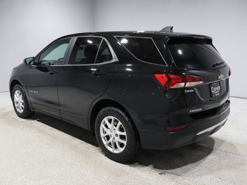 Used 2023 Chevrolet Equinox LT w/ Driver Convenience Package image 4