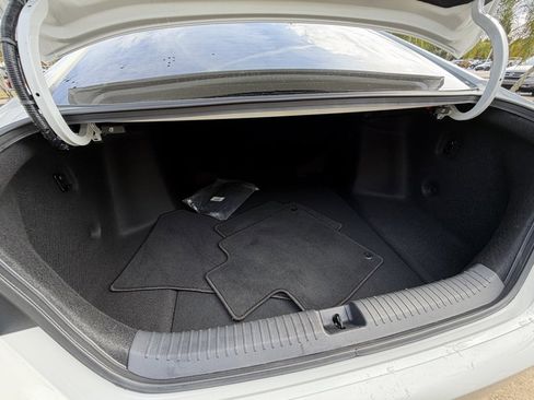 Certified 2024 Honda Accord EX image 28