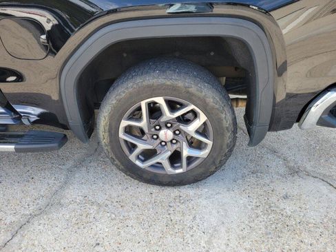 Used 2022 GMC Sierra 1500 SLT w/ SLT Premium Plus Package image 9