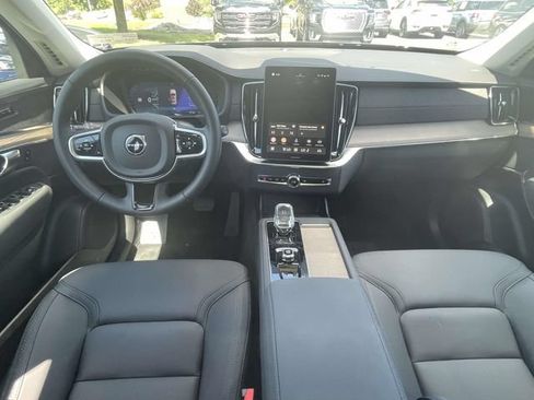 Used 2026 Volvo XC90 B6 Core w/ Protection Package AWD/4WD image 23