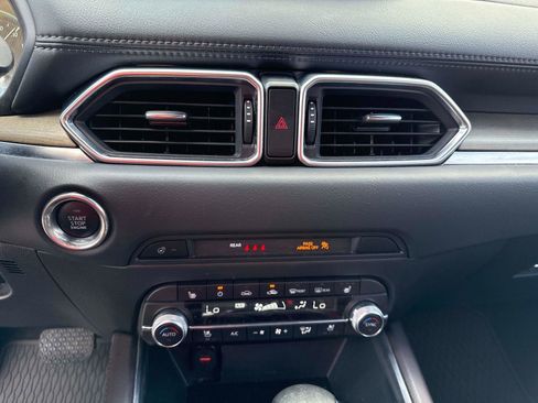 Certified 2022 MAZDA CX-5 Signature image 30