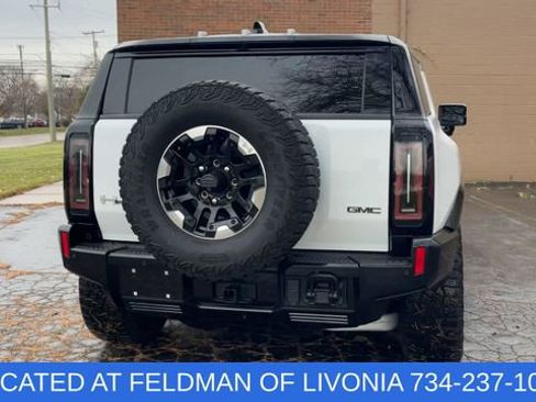 Used 2024 GMC Hummer EV 2X w/ Extreme Off-Road Package image 7