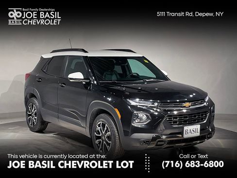 Used 2023 Chevrolet TrailBlazer ACTIV w/ Convenience Package image 1