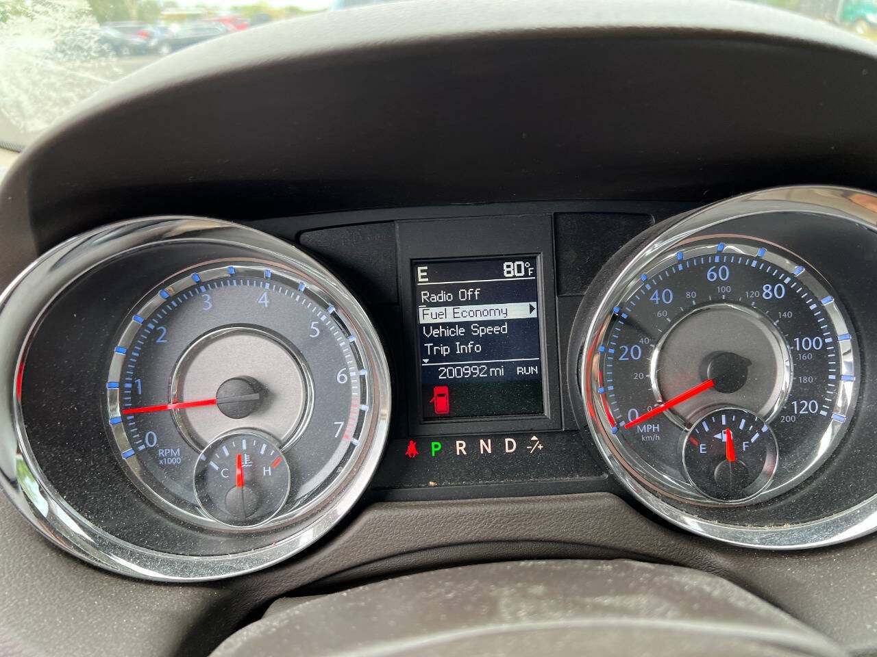 Used 2015 Chrysler Town & Country Touring w/ Driver Convenience Group FWD image 27