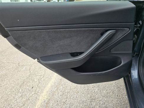 Used 2019 Tesla Model 3 Long Range image 29