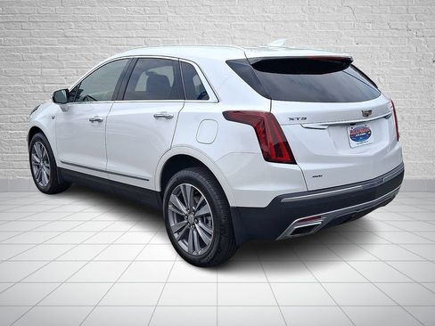 Used 2025 Cadillac XT5 Premium Luxury w/ LPO, Floor Liner Package AWD/4WD image 6