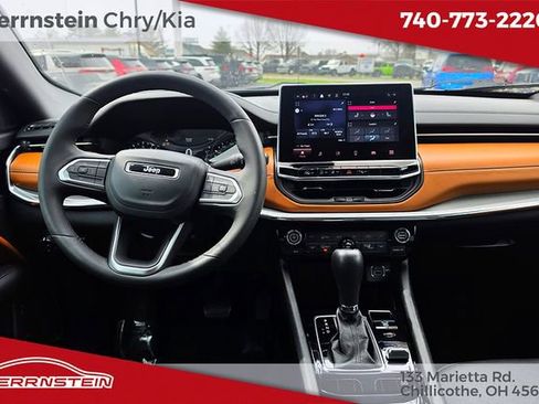 Used 2024 Jeep Compass Limited image 6