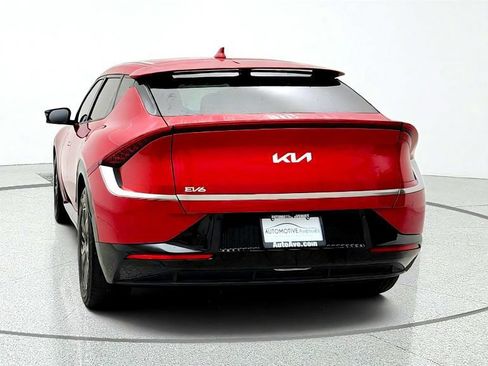 Used 2022 Kia EV6 Wind RWD image 6