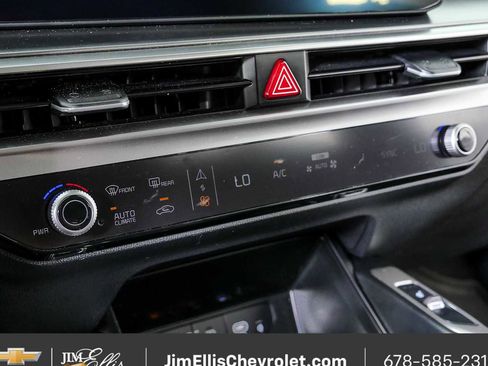 Used 2026 Kia Sorento S FWD image 15