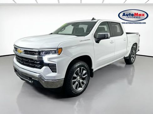 Used 2024 Chevrolet Silverado 1500 LT AWD/4WD image 4