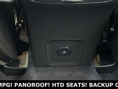 New 2026 Ford Escape SE FWD image 8