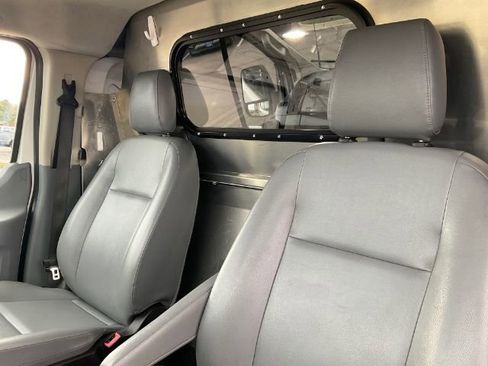 Used 2018 Ford Transit 250 148 Low Roof RWD image 13