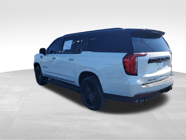 Used 2023 GMC Yukon XL Denali Ultimate AWD/4WD image 6