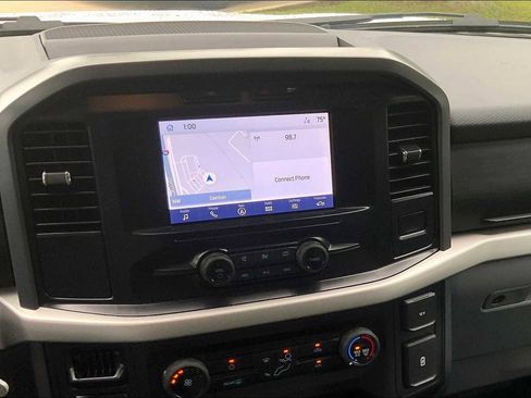 Used 2023 Ford F150 XLT image 5