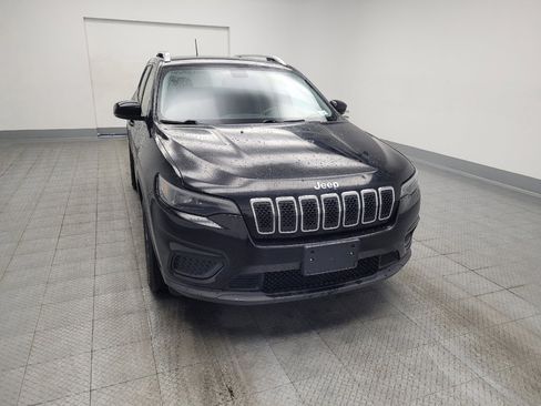 Used 2020 Jeep Cherokee Latitude FWD image 14