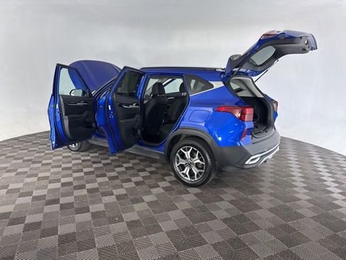 Certified 2022 Kia Seltos EX AWD/4WD image 15