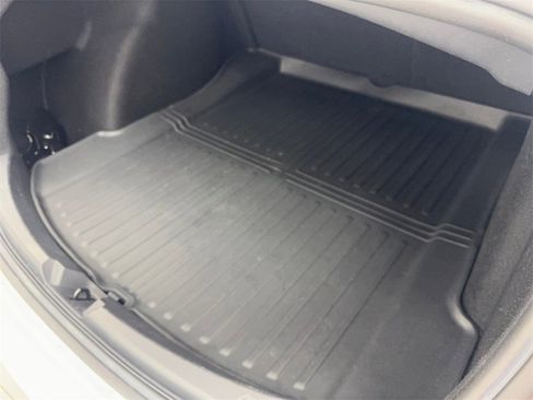 Used 2021 Tesla Model 3 Standard Range Plus image 73