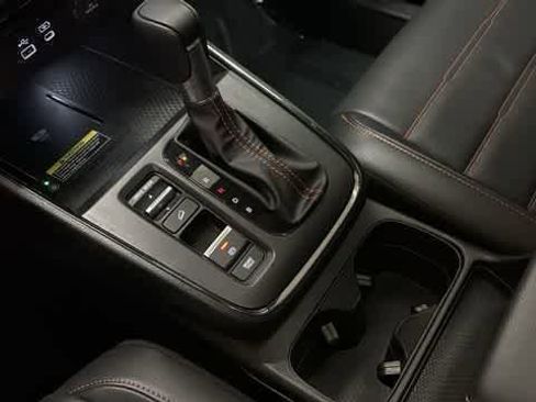 Used 2025 Honda CR-V Sport Touring image 21