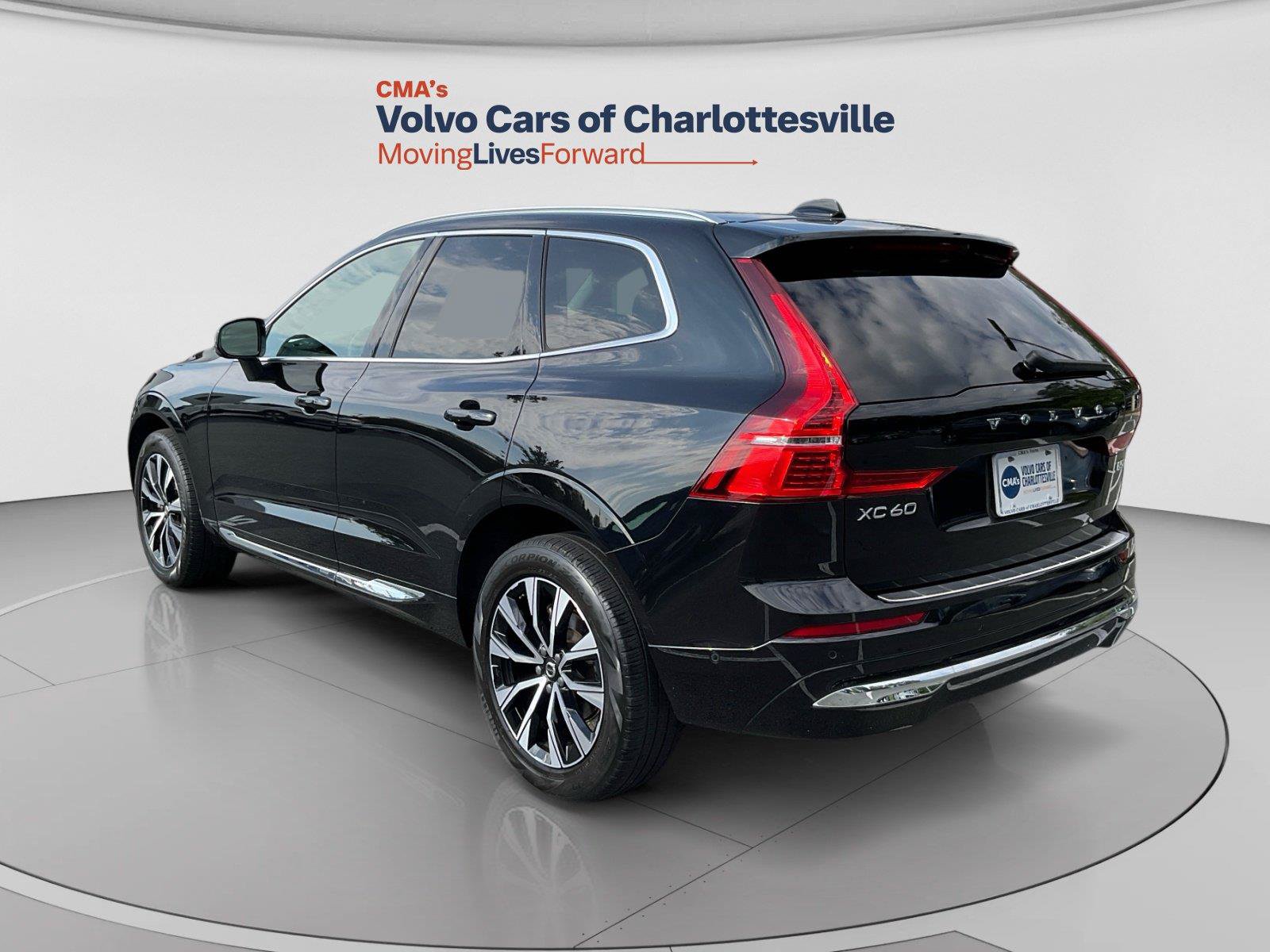 Certified 2023 Volvo XC60 B5 Plus AWD/4WD image 3