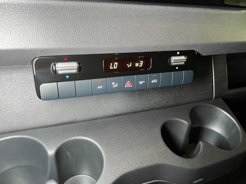 Used 2026 Mercedes-Benz Sprinter 2500 image 31