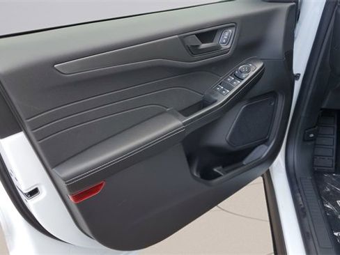 New 2026 Ford Escape Active image 10