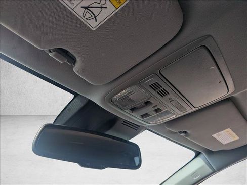 Used 2022 Honda CR-V Touring image 13