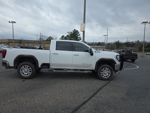 Used 2023 GMC Sierra 2500 SLT w/ SLT Premium Package image 2