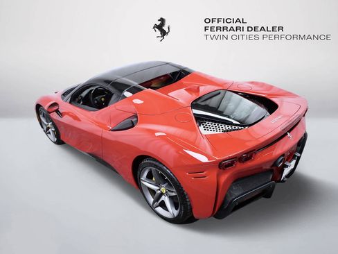 Used 2025 Ferrari SF90 Spider image 5