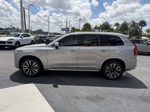 Certified 2025 Volvo XC90 T8 Core w/ Protection Package AWD/4WD image 6