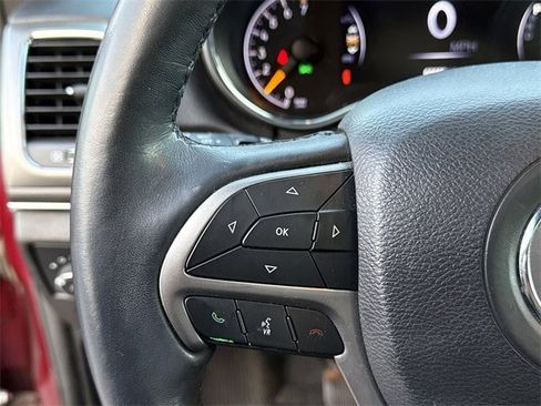 Used 2019 Jeep Grand Cherokee Limited w/ Luxury Group II image 23