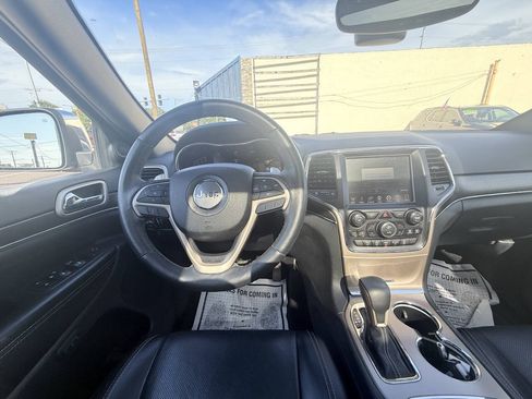 Used 2017 Jeep Grand Cherokee Limited w/ Luxury Group II AWD/4WD image 21