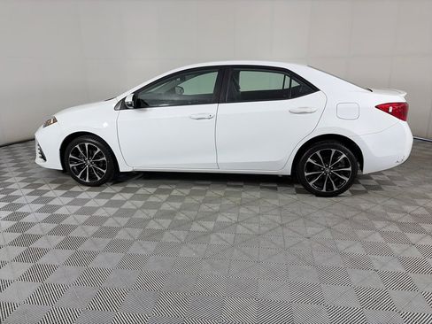 Used 2019 Toyota Corolla SE FWD image 4