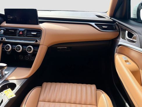 Used 2022 Genesis G70 3.3T image 19