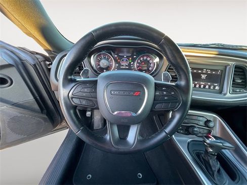 Used 2021 Dodge Challenger SXT image 12