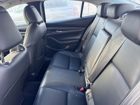 Used 2020 MAZDA MAZDA3 Sedan w/ Select Package image 17