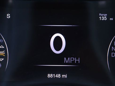 Used 2019 Jeep Grand Cherokee Limited image 21