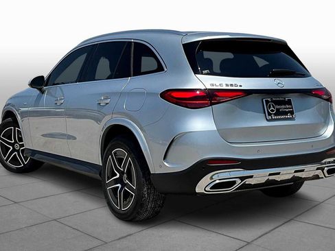 New 2025 Mercedes-Benz GLC 350e 4MATIC image 4