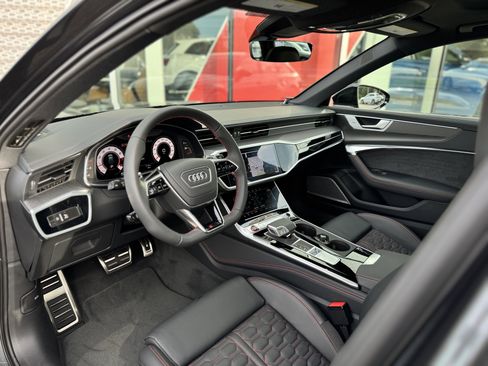 New 2026 Audi RS 6 performance image 4