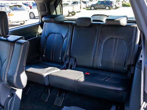 Certified 2023 Ford Expedition Platinum image 17