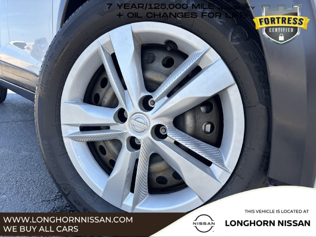 Used 2024 Nissan Kicks S FWD image 8