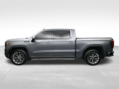 Used 2022 GMC Sierra 1500 Denali w/ Denali Reserve Package AWD/4WD image 2