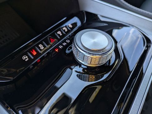 New 2026 Jeep Grand Wagoneer 2WD w/ Premium Group I image 22