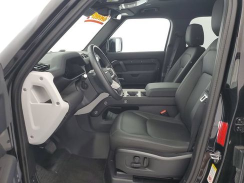 Used 2025 Land Rover Defender 110 S AWD/4WD image 15