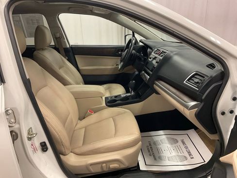 Used 2015 Subaru Outback 2.5i Limited image 7
