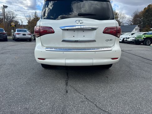 Used 2015 INFINITI QX80 4WD w/ Deluxe Technology Package image 8