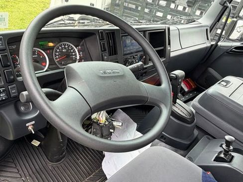 New 2026 Isuzu FTR RWD image 27