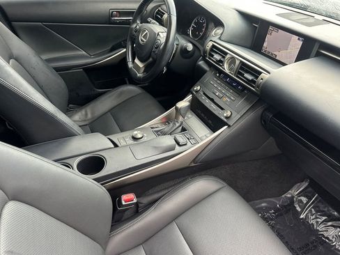 Used 2016 Lexus IS 200t image 15