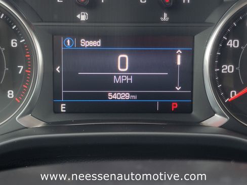 Used 2022 GMC Acadia SLE w/ LPO, Floor Liner Package FWD image 23