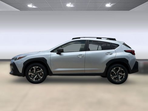 Used 2025 Subaru Crosstrek 2.5i Premium AWD/4WD image 2